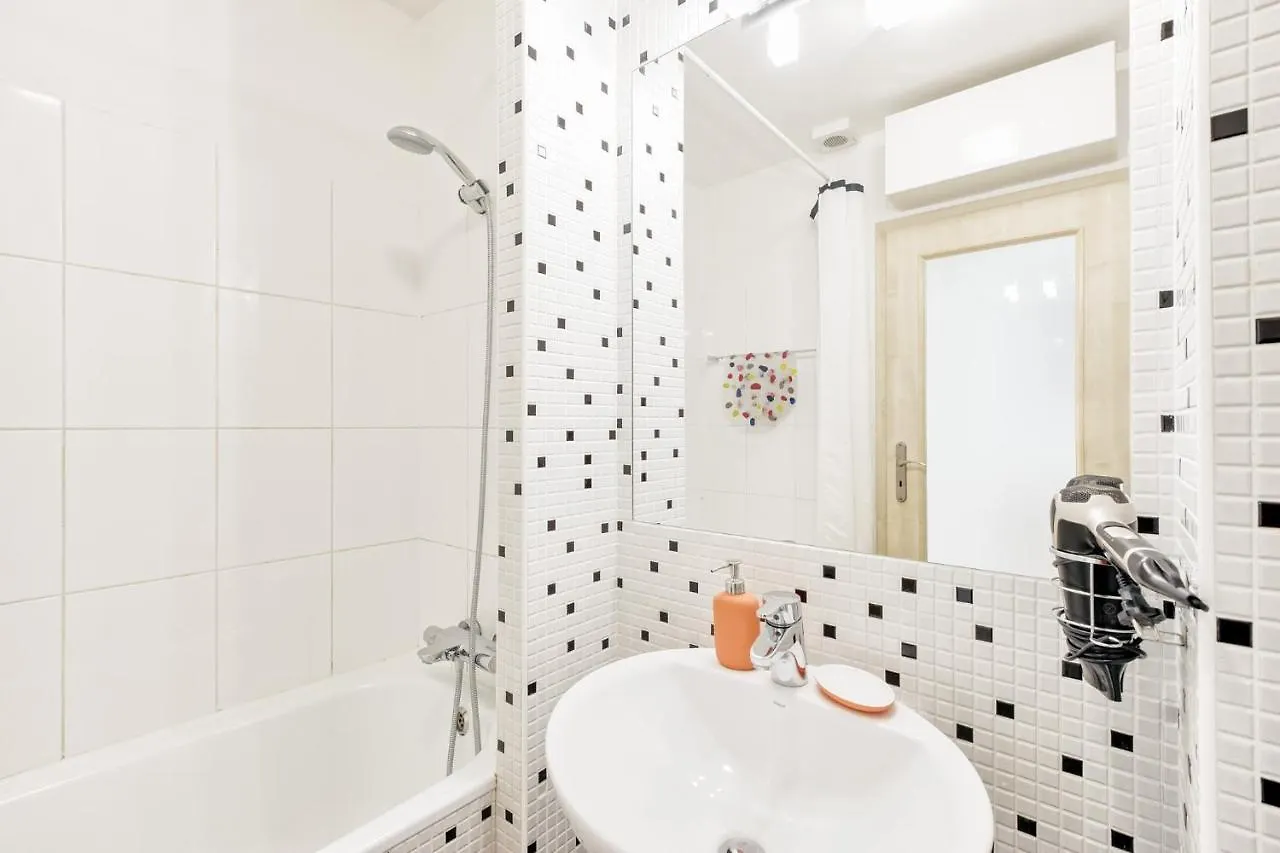 Lil Apartment With Tyn Cathedral View, Parking & Ac Prag Tschechische Republik