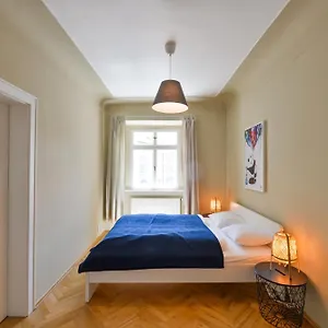 Celetna 27 Apartment