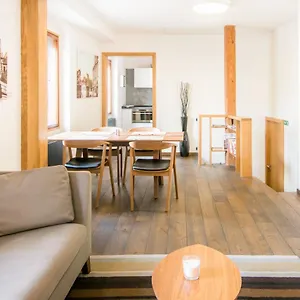 Modern In A Picturesque 15th-century Building Ferienhaus