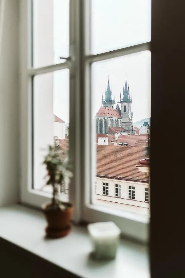 Lil Apartment With Tyn Cathedral View, Parking & Ac Πράγα